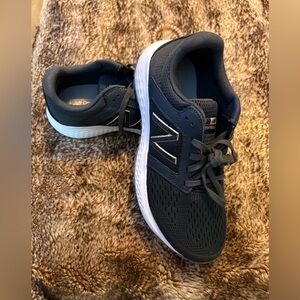 New Balance women Dark grey Athletic Shoes size 8.5